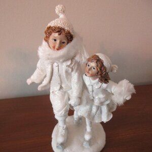 STATUE ICE SKATER Glitter Boy and Girl